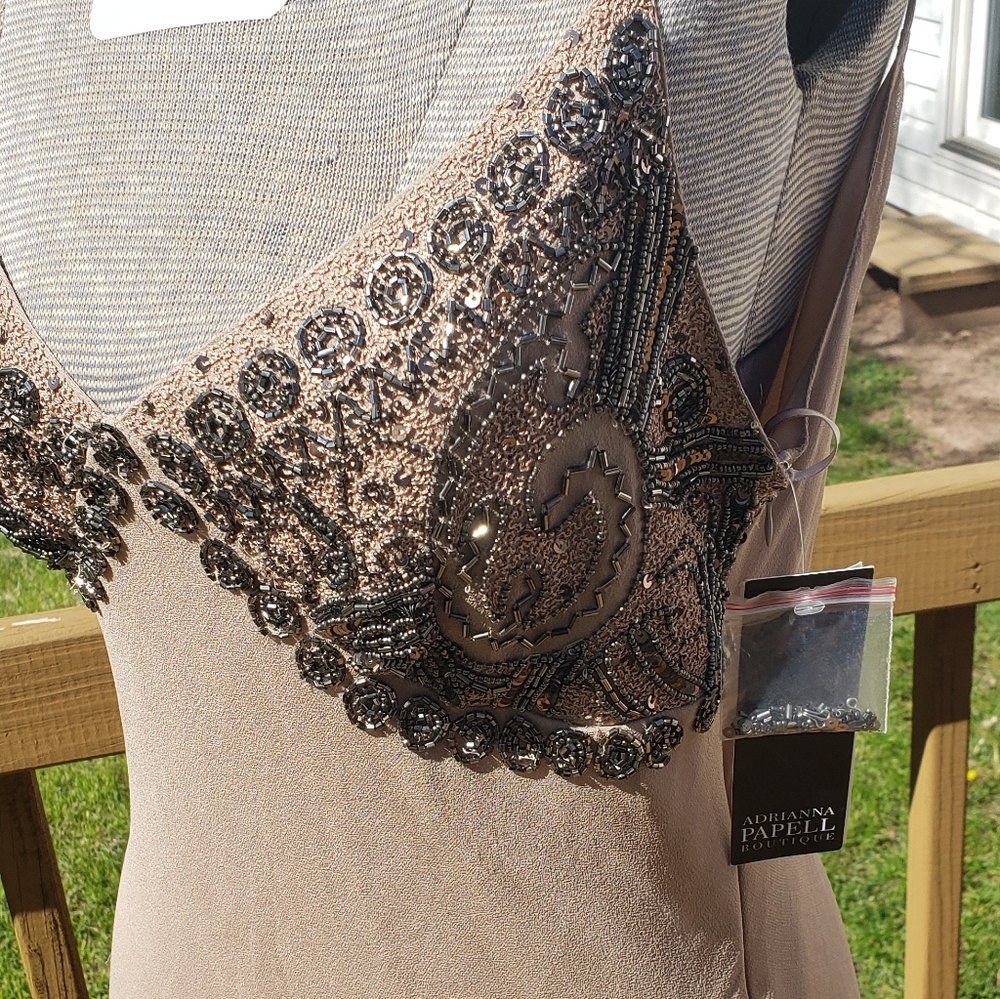 NWT Adrianna Papell Formal Beaded Dress
Run small - Picture 5 of 15